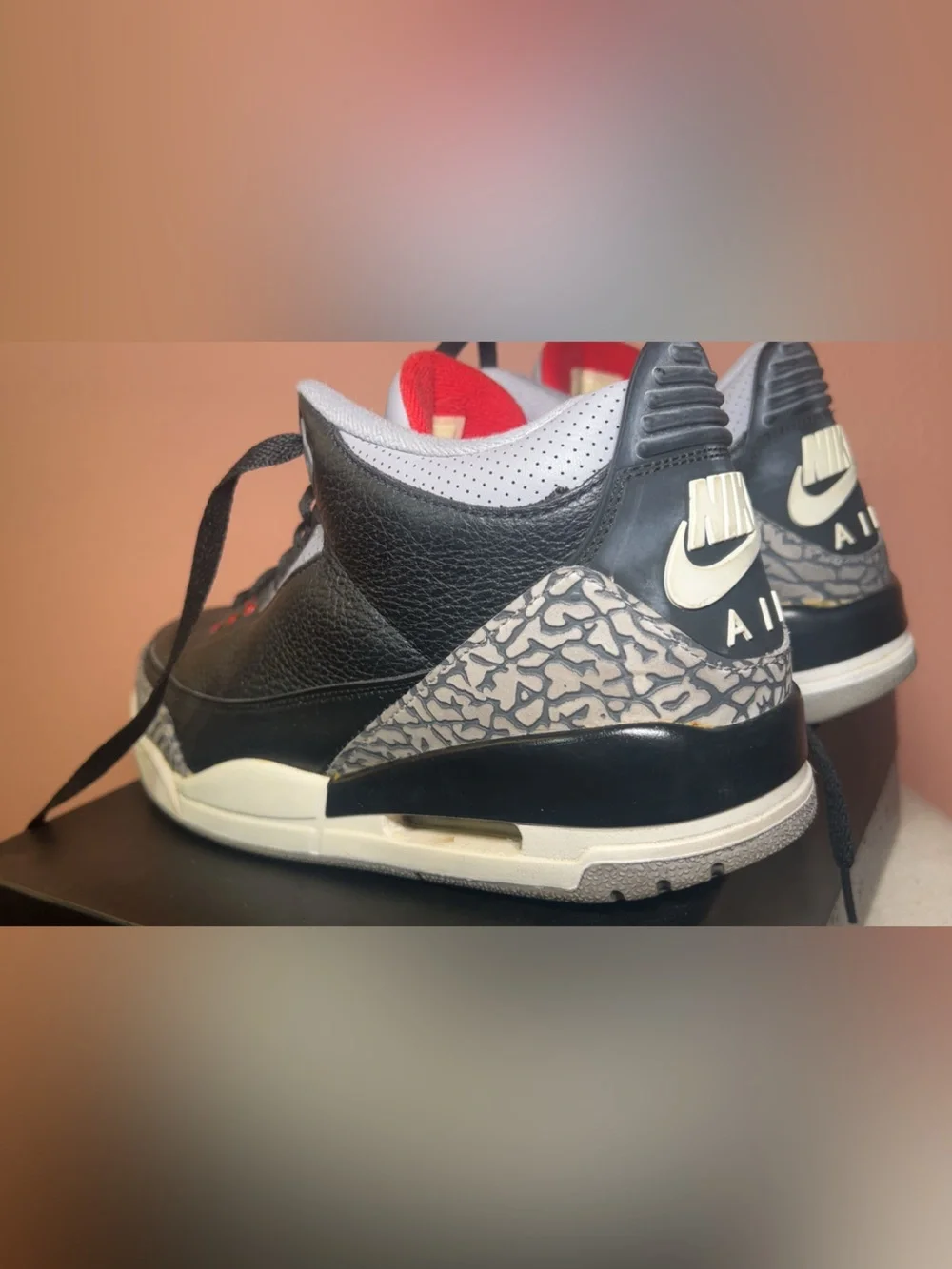 Nike Air Jordan 3 Retro Black Cement 2018 Men’s Size 10 Sneakers 854262-001